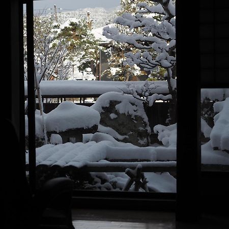 Yatsusankan Over 6 Years Old Hida Exterior photo